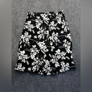 Jaclyn Smith Maxi Skirt Women’s Black White Floral Tropical 90s Y2K Flowy 2X